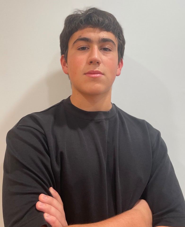Tomas Mulita - Officer